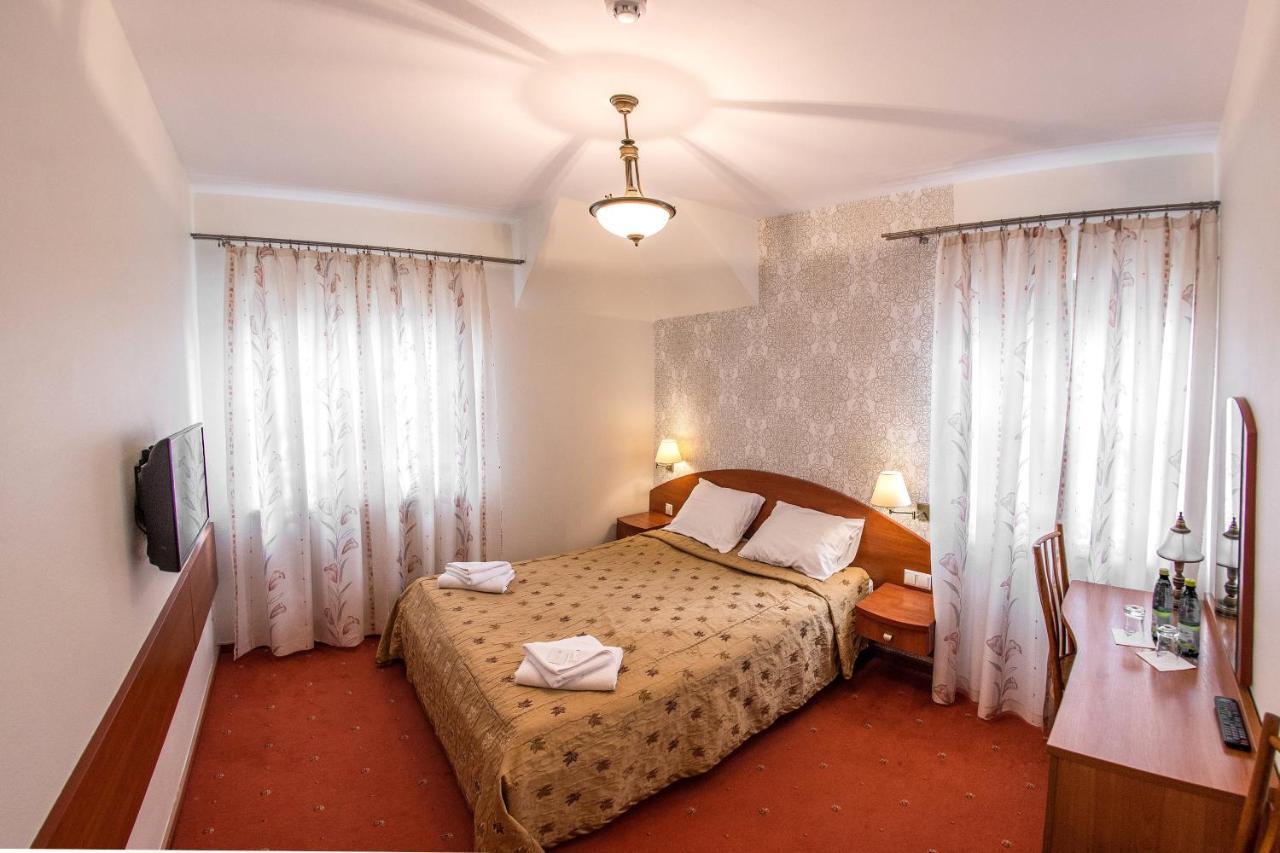 Hotel Karczowka Κίελτσε Εξωτερικό φωτογραφία