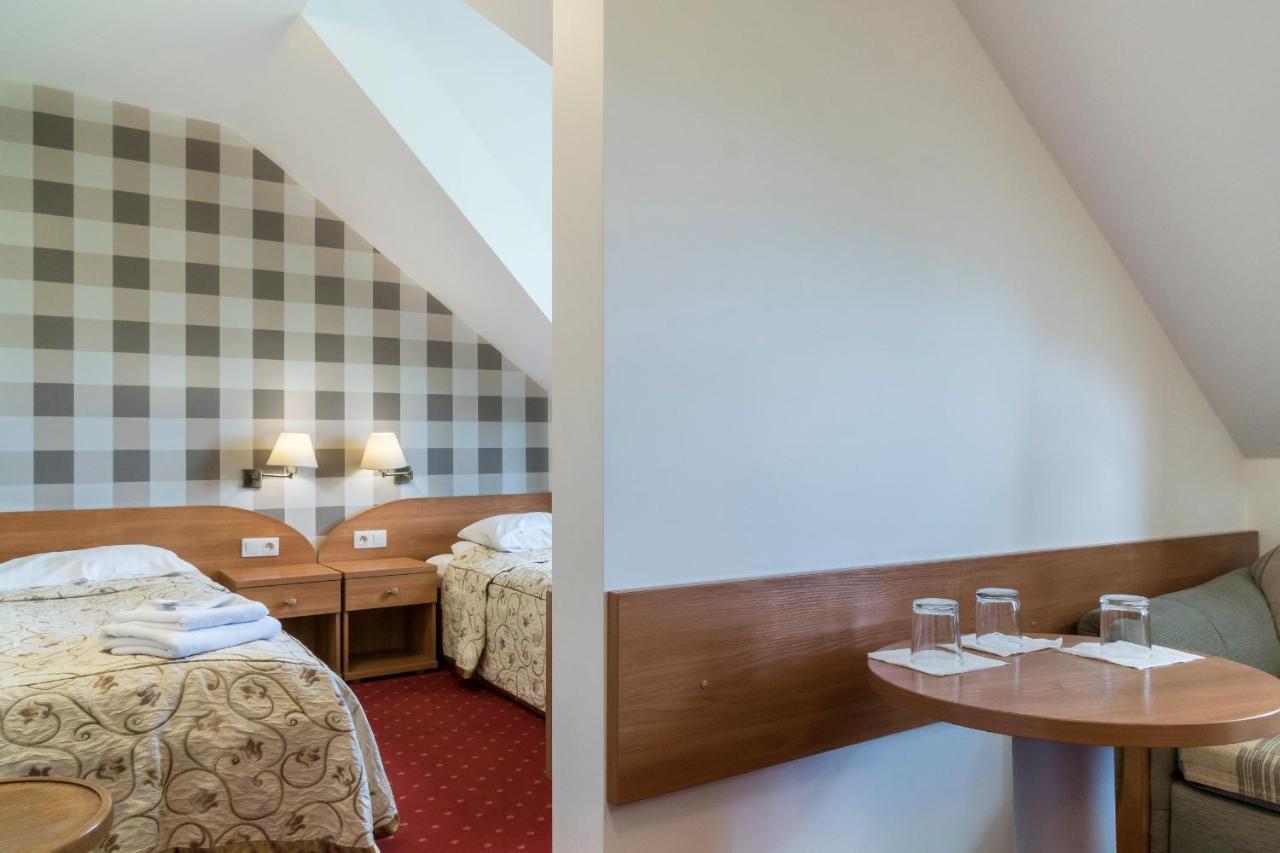 Hotel Karczowka Κίελτσε Εξωτερικό φωτογραφία