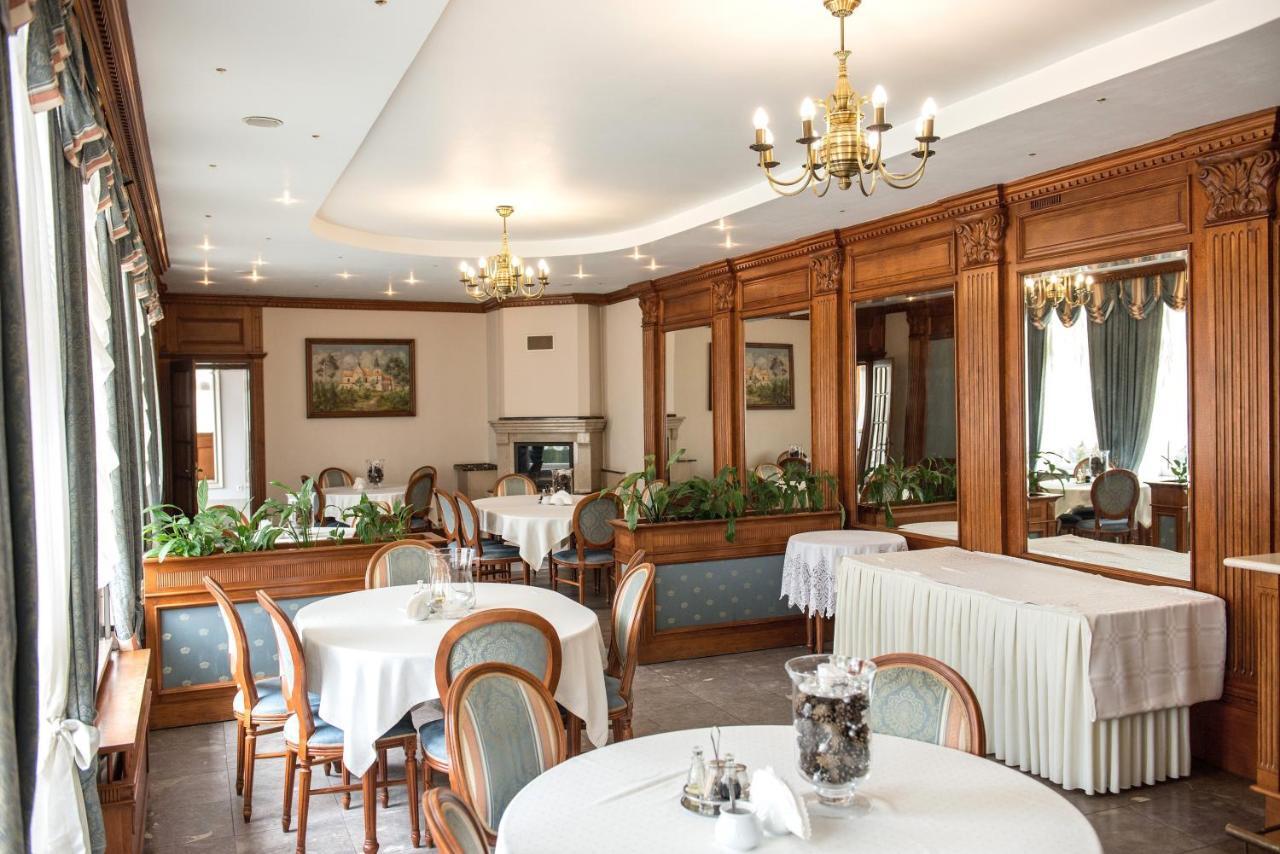 Hotel Karczowka Κίελτσε Εξωτερικό φωτογραφία